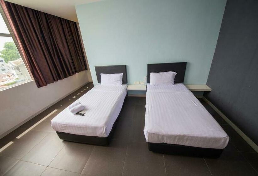 اتاق اجرایی, B&s Boutique