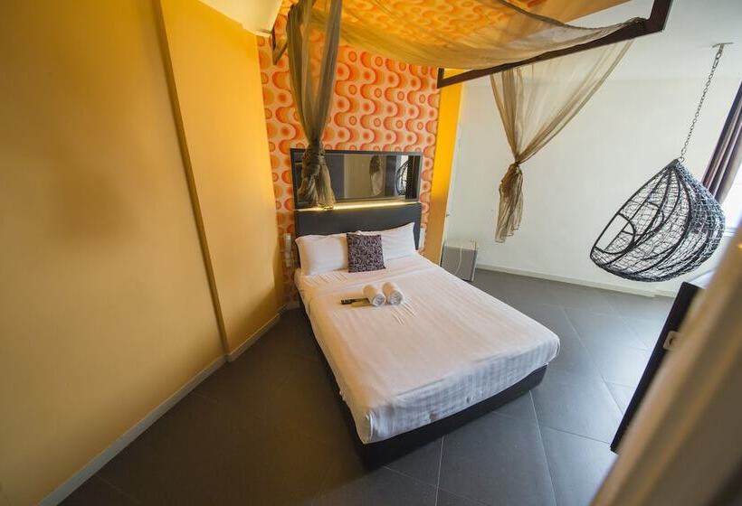 اتاق لوکس, B&s Boutique