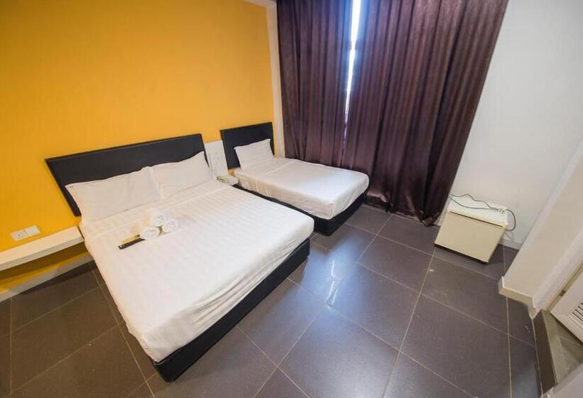 اتاق لوکس سه تخته, B&s Boutique