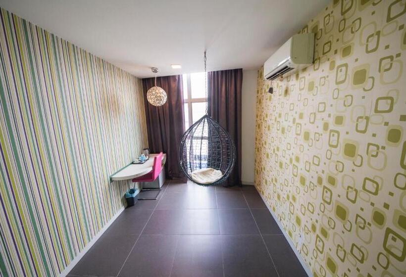 اتاق سوپریور با تخت بزرگ, B&s Boutique