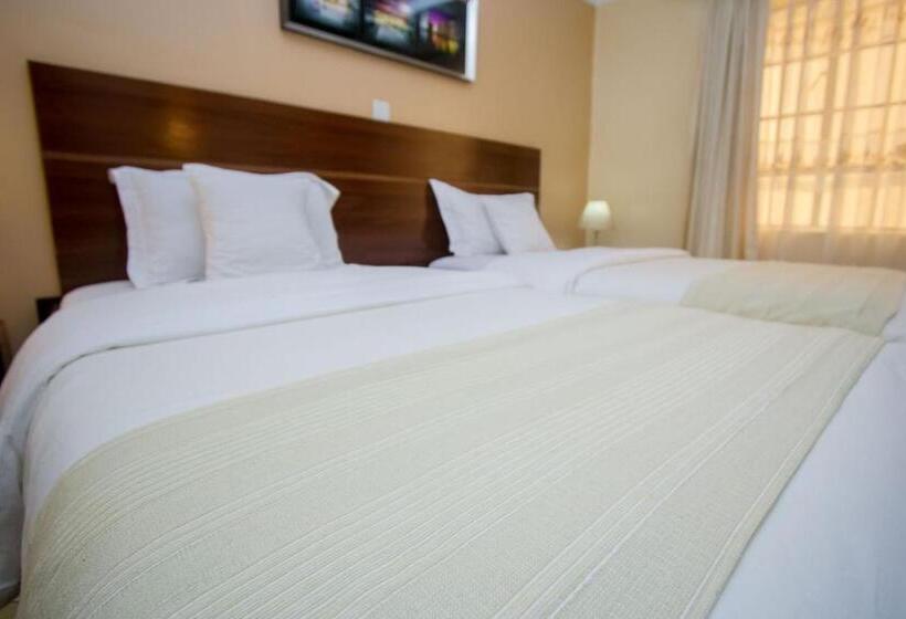 Deluxe Room, Capital Heights