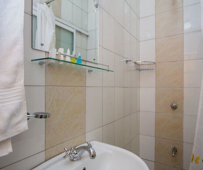 اتاق استاندارد, Capital Heights