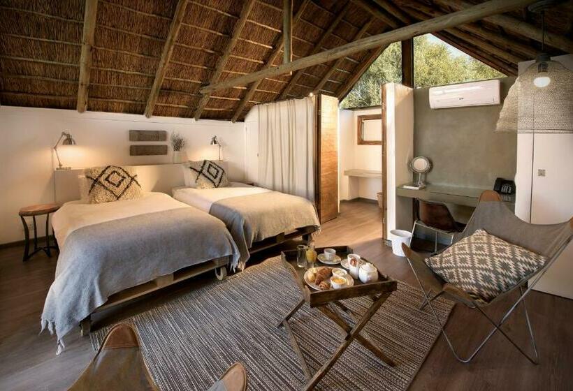 חדר דלוקס, Cradle Boutique