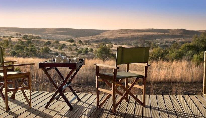 חדר דלוקס, Cradle Boutique