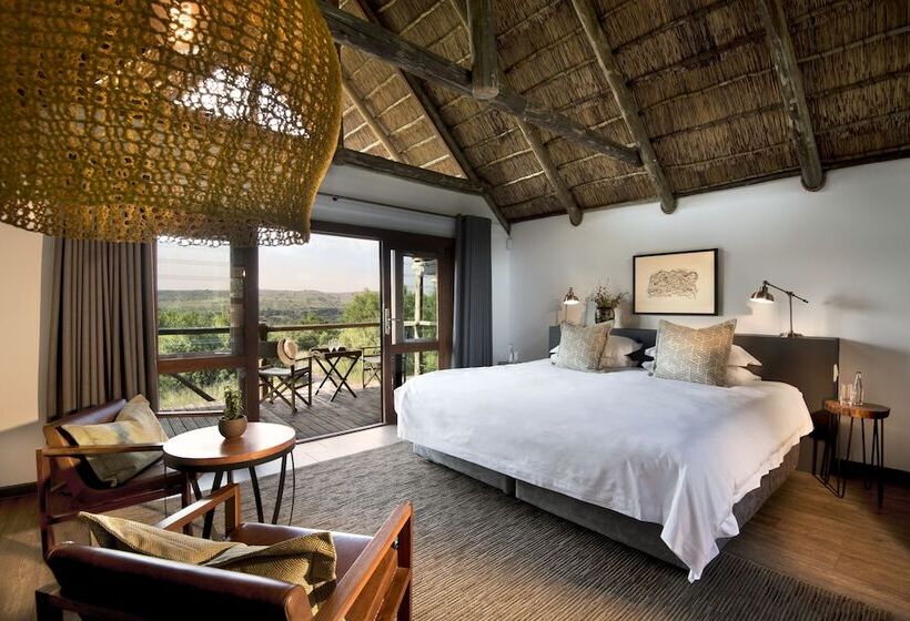 חדר דלוקס, Cradle Boutique