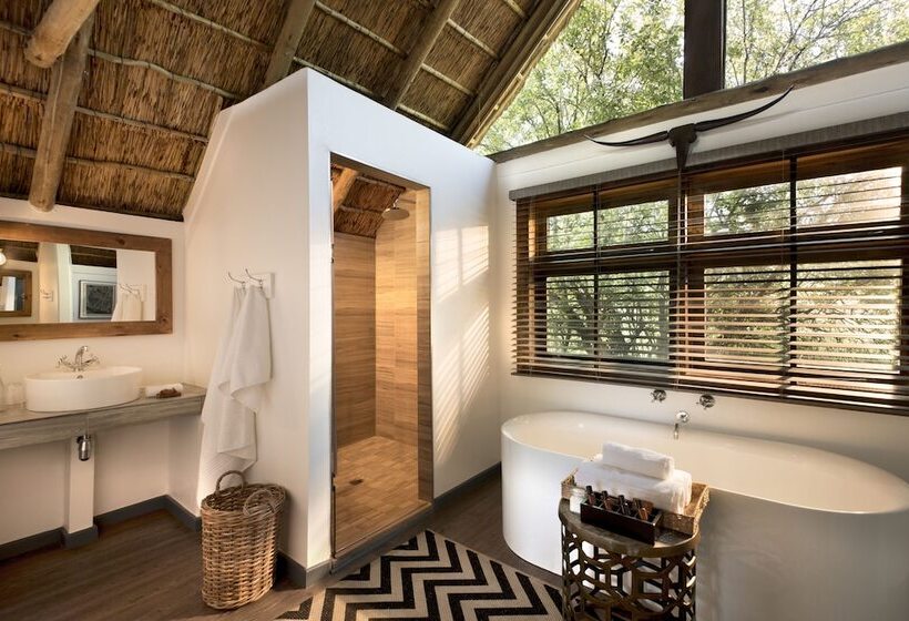 סוויטה, Cradle Boutique