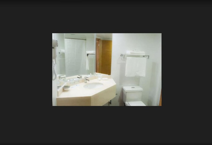 غرفة قياسية, Diego De Almagro La Serena