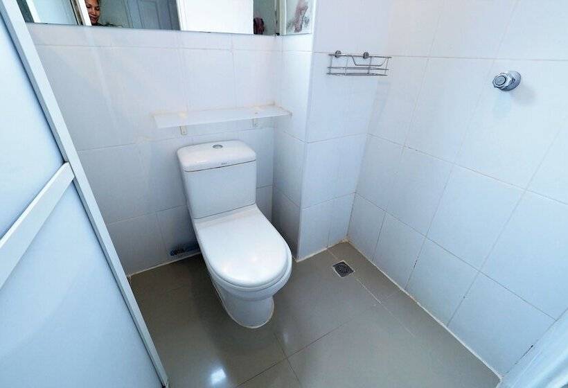 اتاق راحتی, Green House 1998