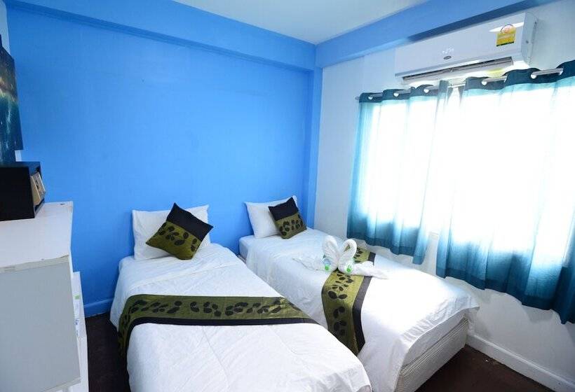 اتاق استاندارد یک تخته با سرویس بهداشتی مشترک, Green House 1998