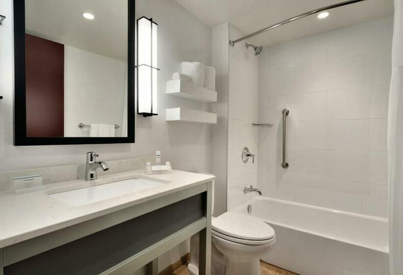 Standard Room King Size Bed