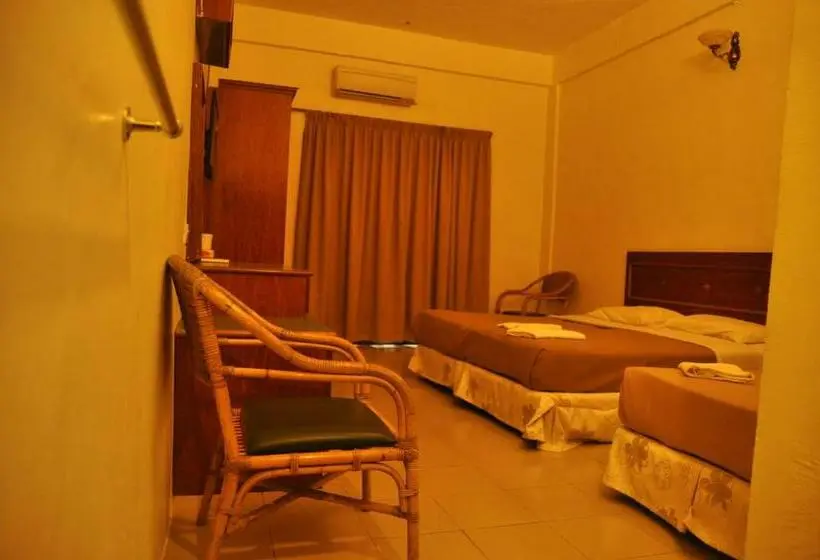 Deluxe Kolmen Hengen Huone, Pangkor Bay View Beach Resort