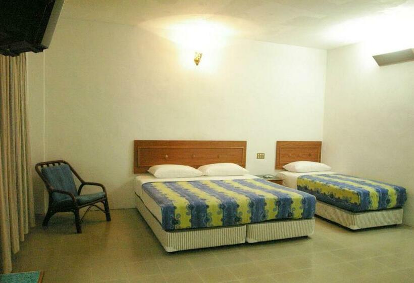 Quarto Triplo Deluxe, Pangkor Bay View Beach Resort