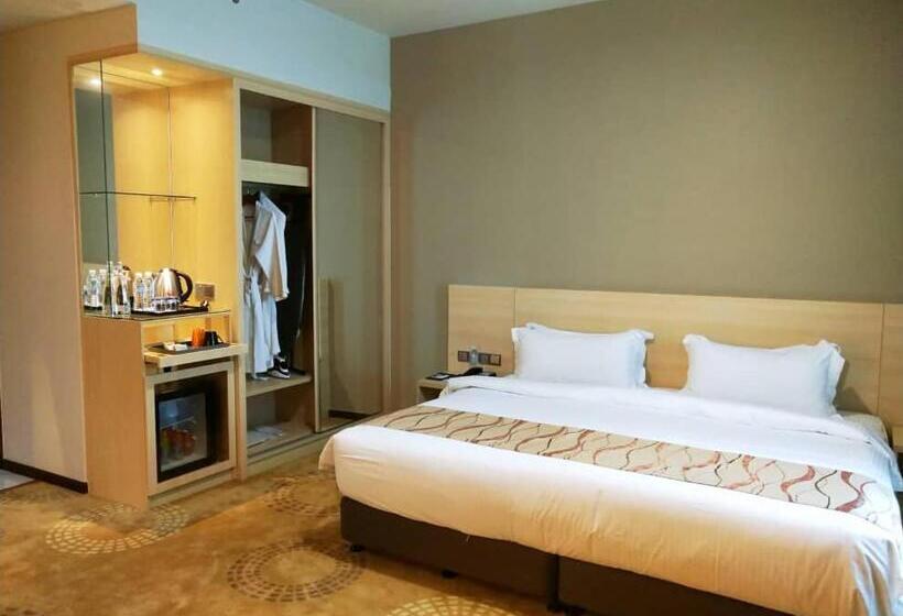 キングサイズベッドのデラックスルーム, Purest Hotel Sungai Petani