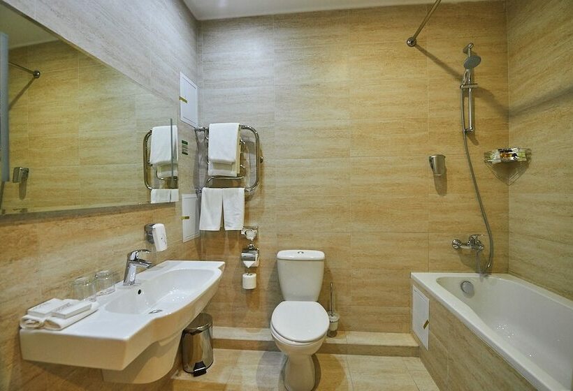 غرفة ديلوكس, Ramada By Wyndham Rostov On Don Hotel And Spa