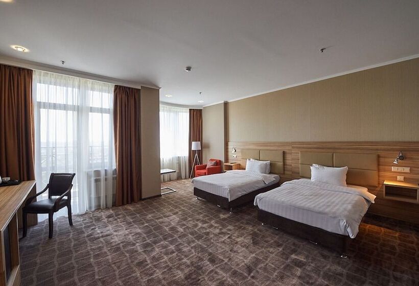 غرفة ديلوكس, Ramada By Wyndham Rostov On Don Hotel And Spa