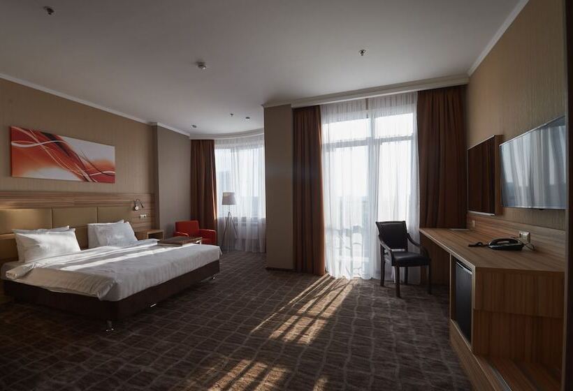 غرفة ديلوكس, Ramada By Wyndham Rostov On Don Hotel And Spa