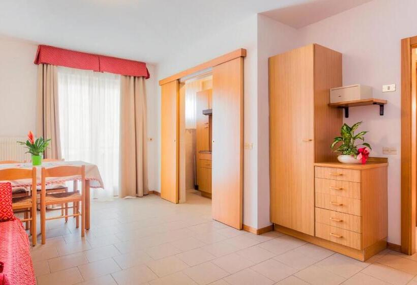 דירת חדר, Residence Diamant