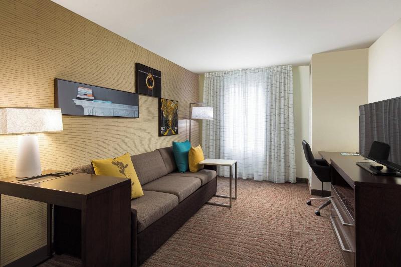 带大床的套房, Residence Inn By Marriott Denver Central Park