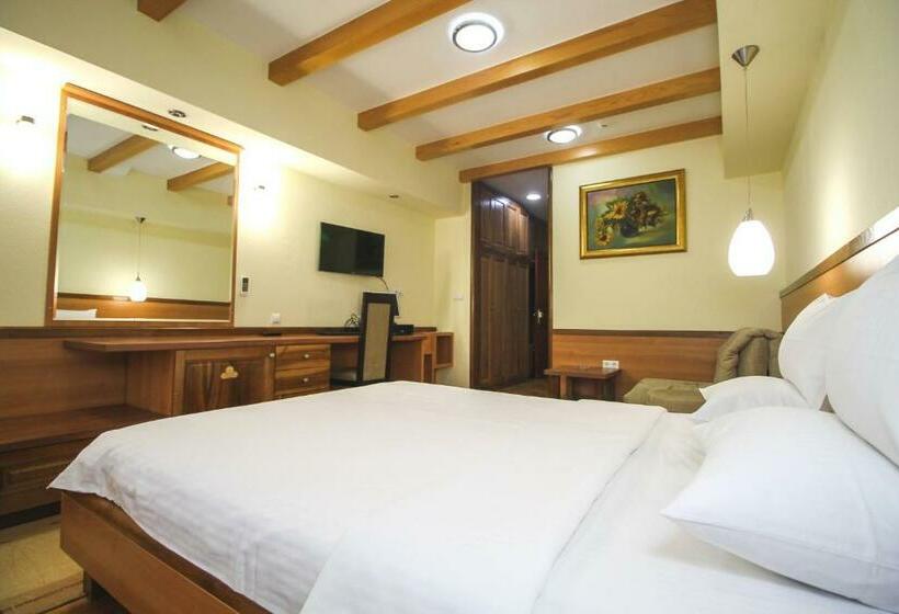 اتاق استاندارد سه نفره, Vila Vrbas