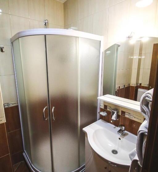 اتاق استاندارد سه نفره, Vila Vrbas