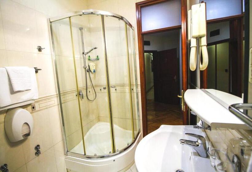 سوییت, Vila Vrbas