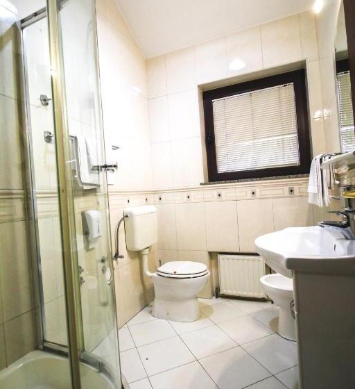 سوییت, Vila Vrbas