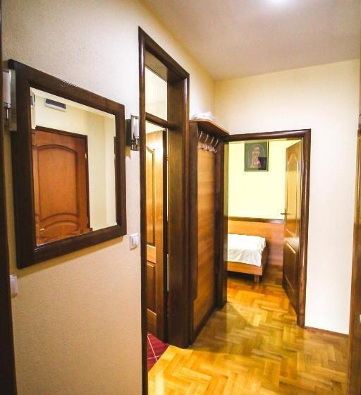 سوئیت 2 خوابه, Vila Vrbas