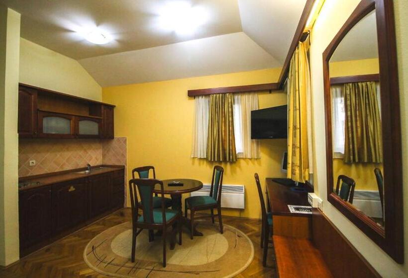 سوییت, Vila Vrbas