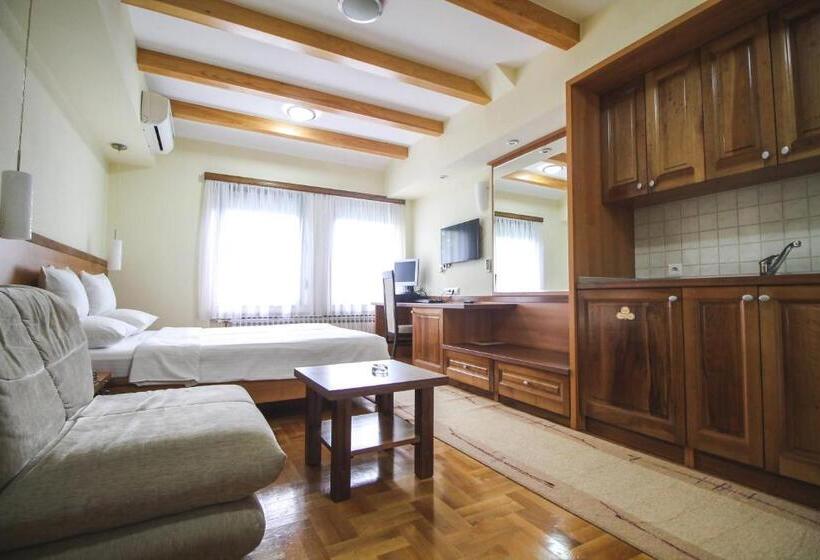 سوئیت 2 خوابه, Vila Vrbas