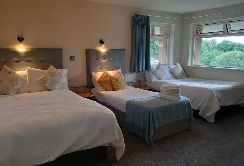 Perhehuone, Killarney View House B&b