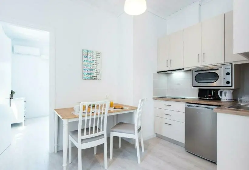 استودیوی استاندارد با چشمانداز دریا, Marika Apartments