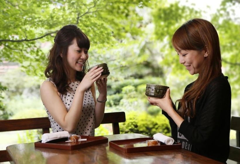 اتاق استاندارد با سرویس بهداشتی مشترک, Sozankyo