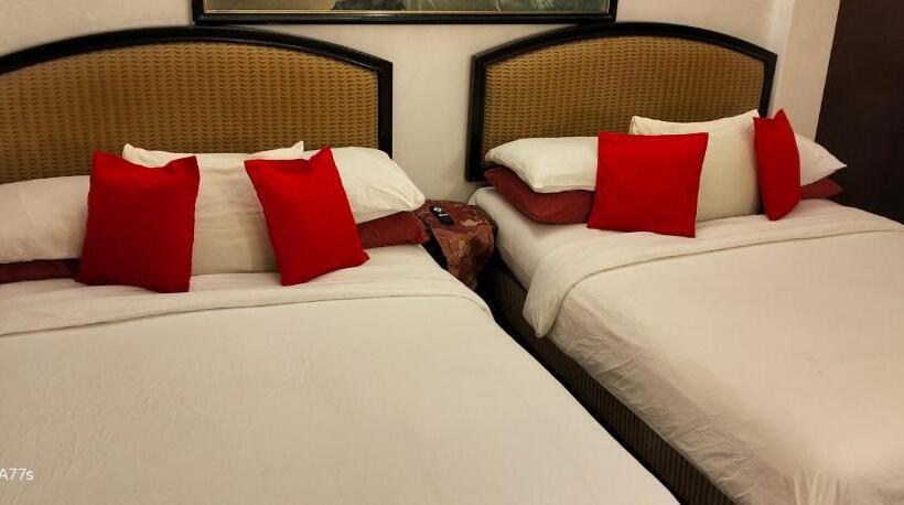 غرفة سوبيريور عائلية, Forest Paradise Inn Teluk Bahang Private Malay Traditional House Concept