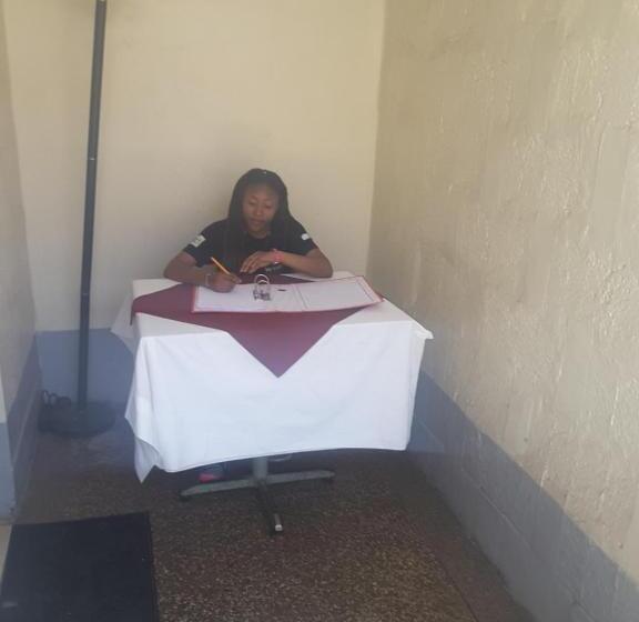 اتاق اکونومی, Denobase Milimani