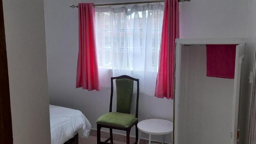 اتاق لوکس, Denobase Milimani