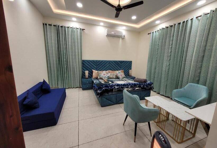 带大床的标准间, Regalia Home Sapphire Stay
