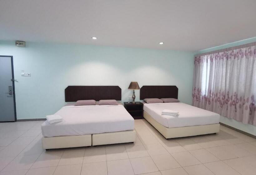 غرفة عائلية, Gs Bera Hotel Sdn Bhd