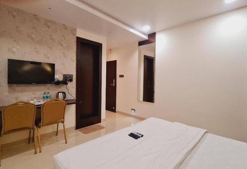 豪华房间, Elegance Inn