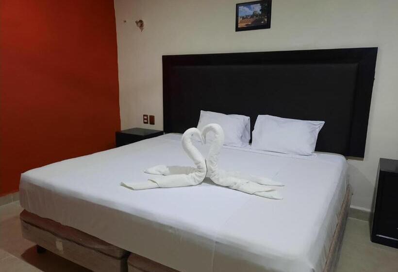 חדר סטנדרט נוף לבריכה, Luna Turquesa Hotel Apartments   Free Bikes