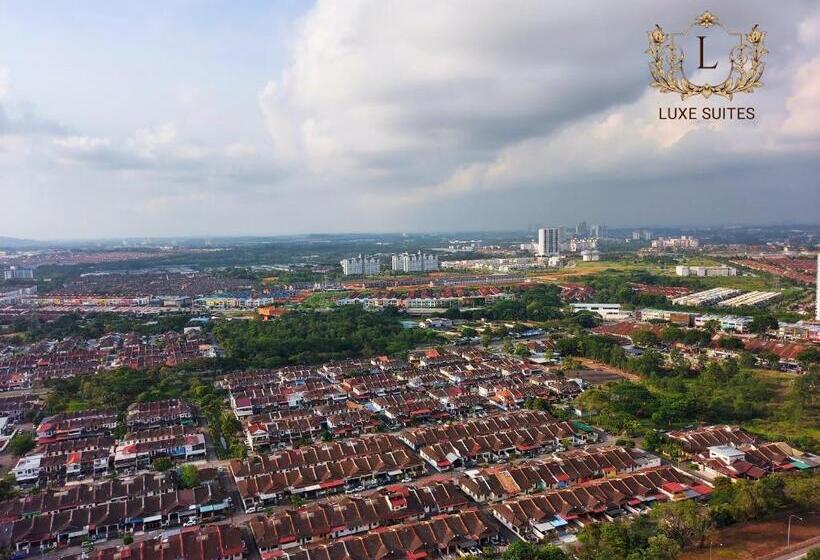 דירת שלושה חדרים, Luxe Suites At Skyloft