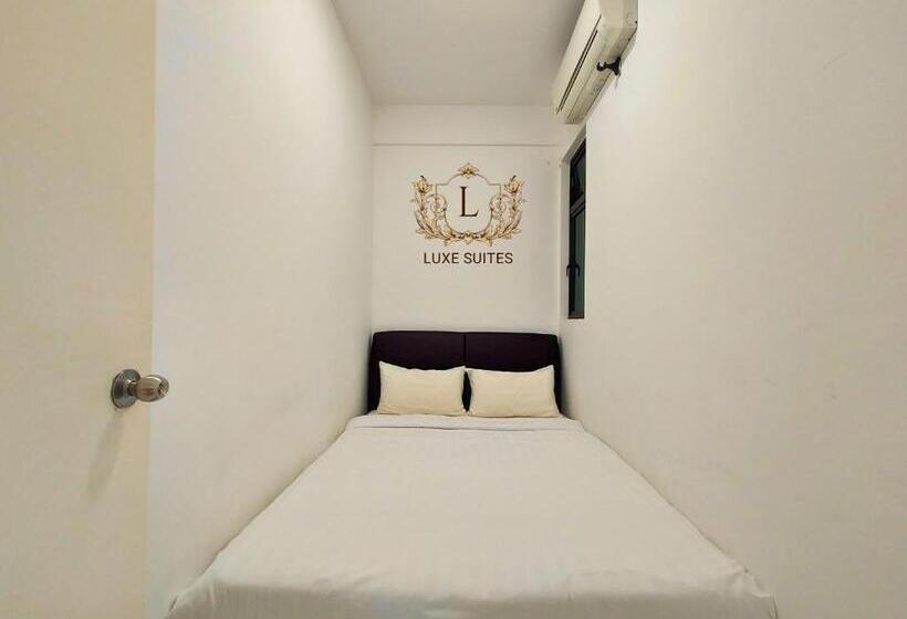 דירת שלושה חדרים, Luxe Suites At Skyloft