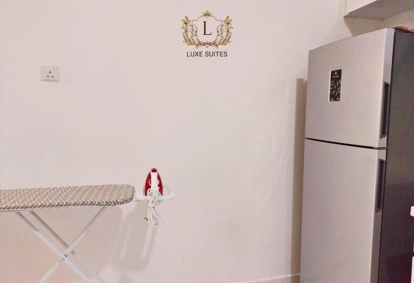 דירת שלושה חדרים, Luxe Suites At Skyloft