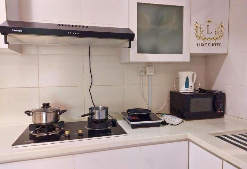 דירת חדר, Luxe Suites At Skyloft