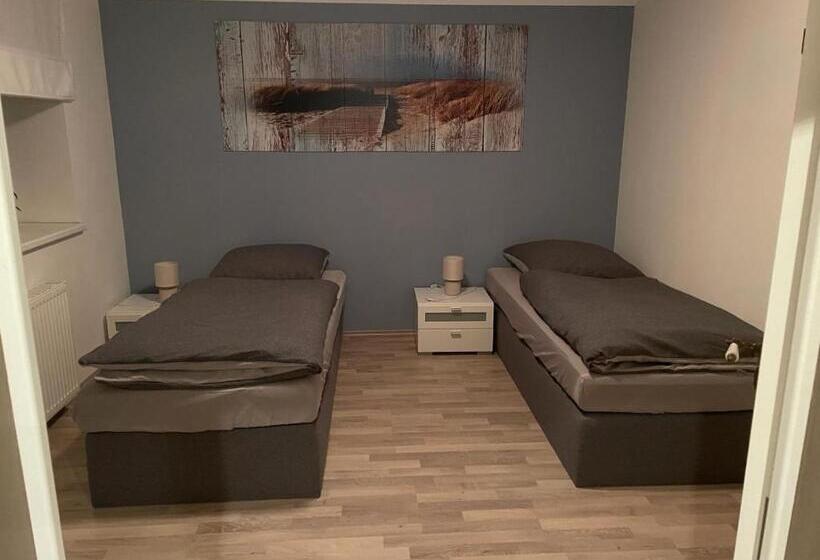 带共用浴室的标准房间, Pension An Der Koppel In 06796 Brehna