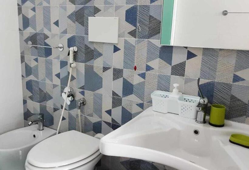 Номер Стандарт Адаптированный для Инвалидов, B&b Salvo E Terry