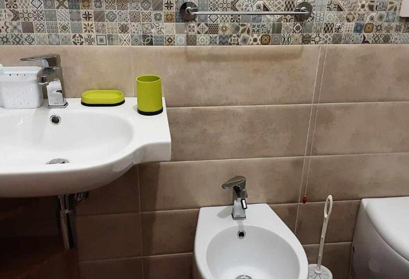 Номер Стандарт, B&b Salvo E Terry