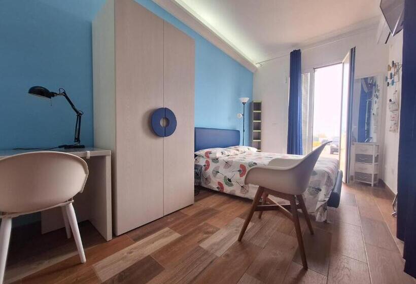 Студия Стандарт Вид на Море, B&b Salvo E Terry