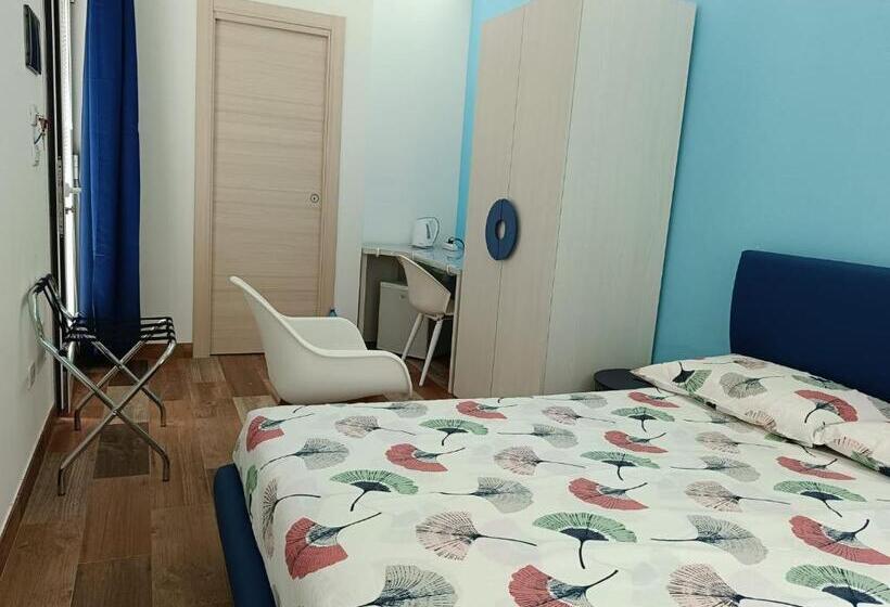 Студия Стандарт Вид на Море, B&b Salvo E Terry