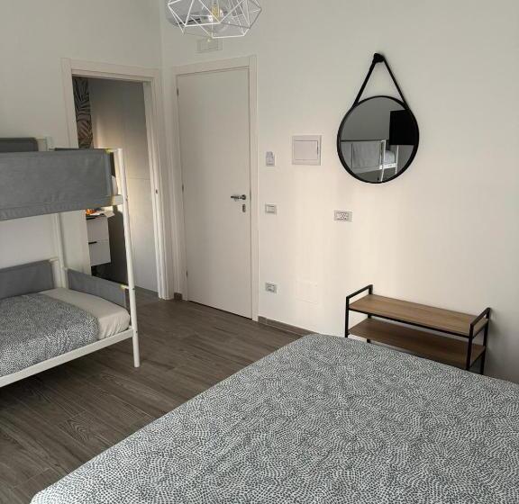 חדר סטנדרט לארבעה נוף לים, Casa Al Mare Luxury