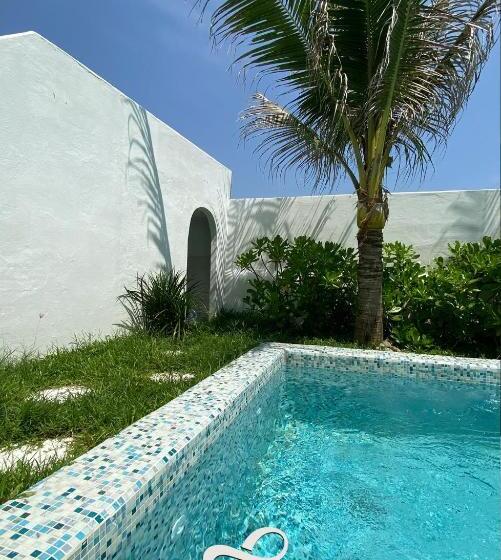 اتاق لوکس با چشم‌انداز دریا, Lo Villa Phu Yen